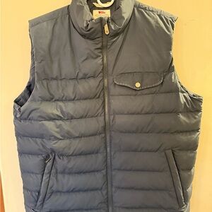 Fjallraven Men’s XL Greenland Dark Navy Down Liner Vest